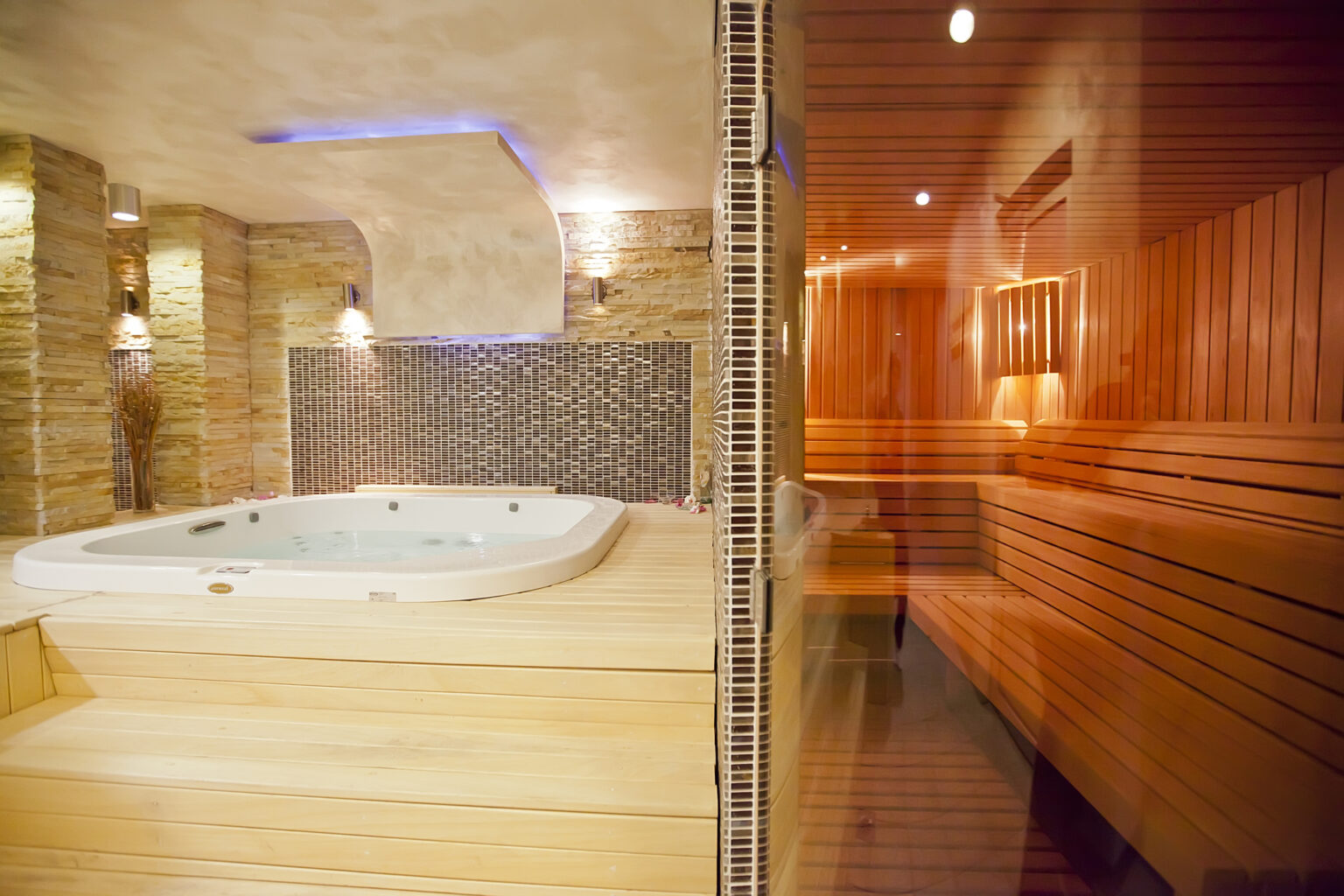 Health benefits of hot tubs and saunas